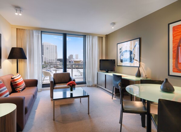 City view from property - Adina Apartment Hotel Sydney Darling Harbour (Sydney)
