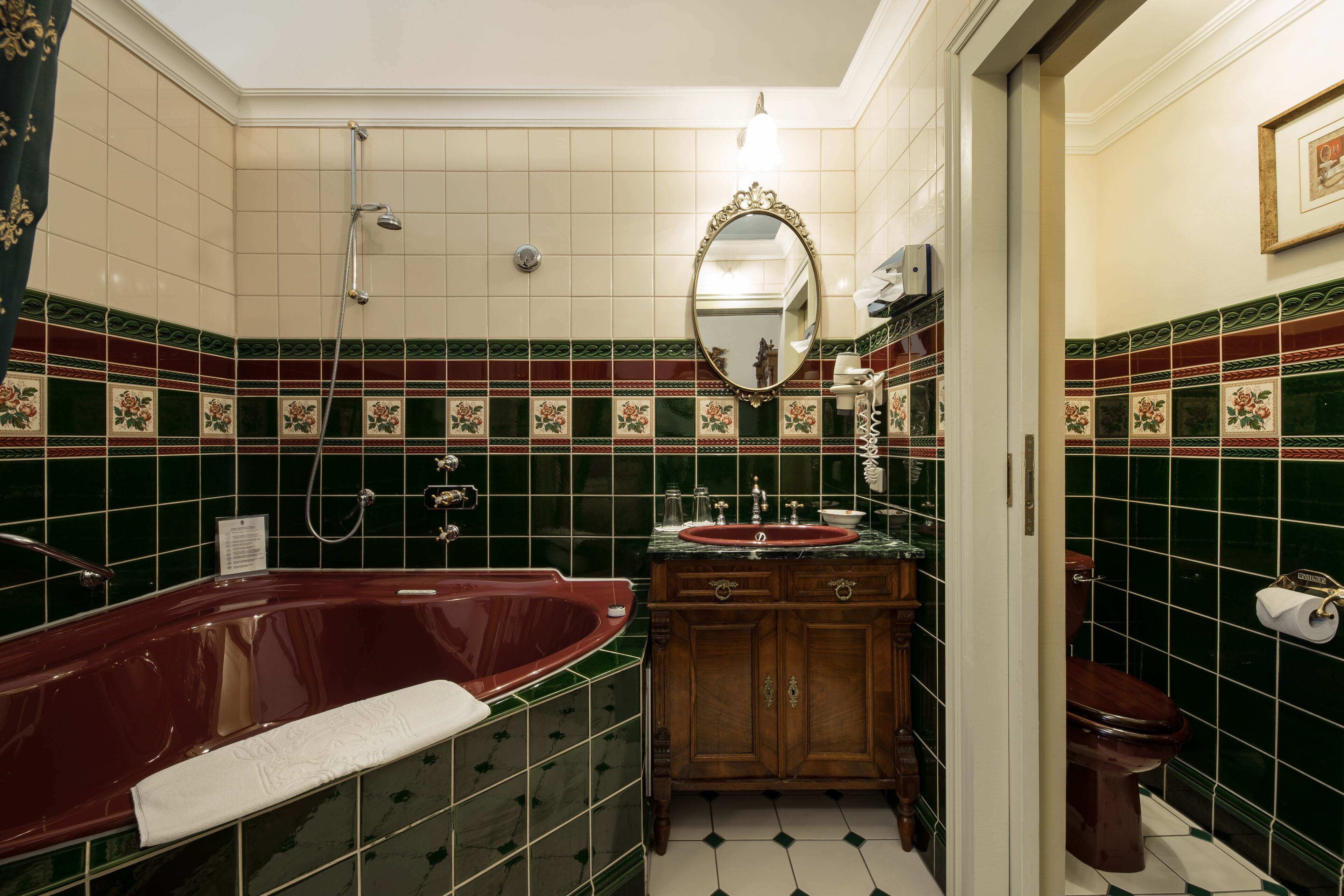 junior suite, jetted tub | bathroom | free toiletries, hair dryer, bathrobes, slippers