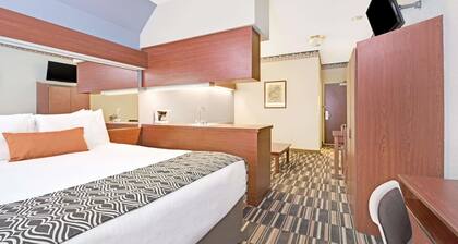 Microtel Inn & Suites by Wyndham Urbandale/Des Moines