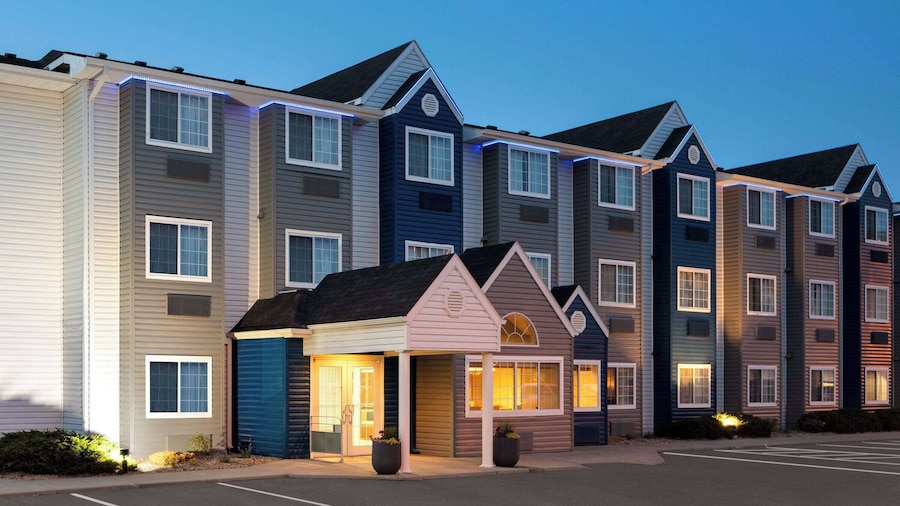 Microtel Inn & Suites by Wyndham Rapid City