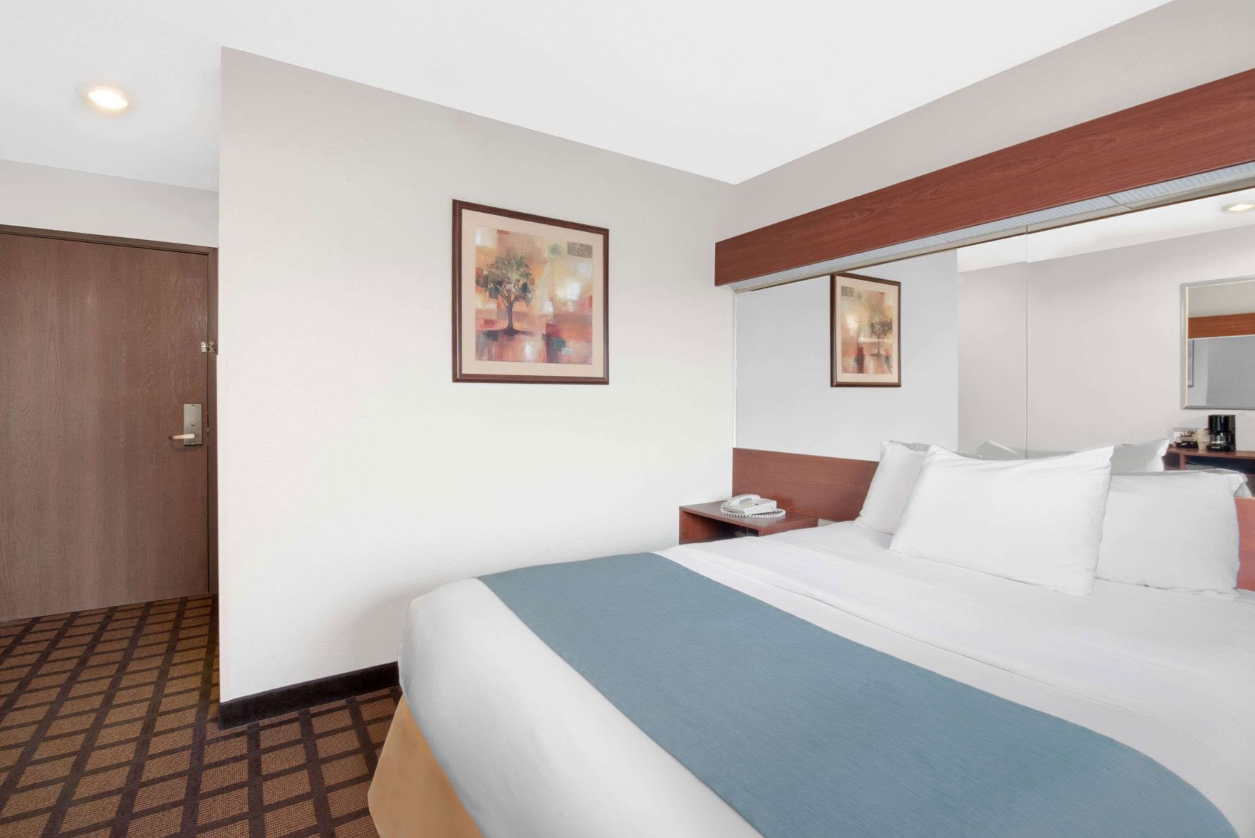 Wifi gratis y ropa de cama 