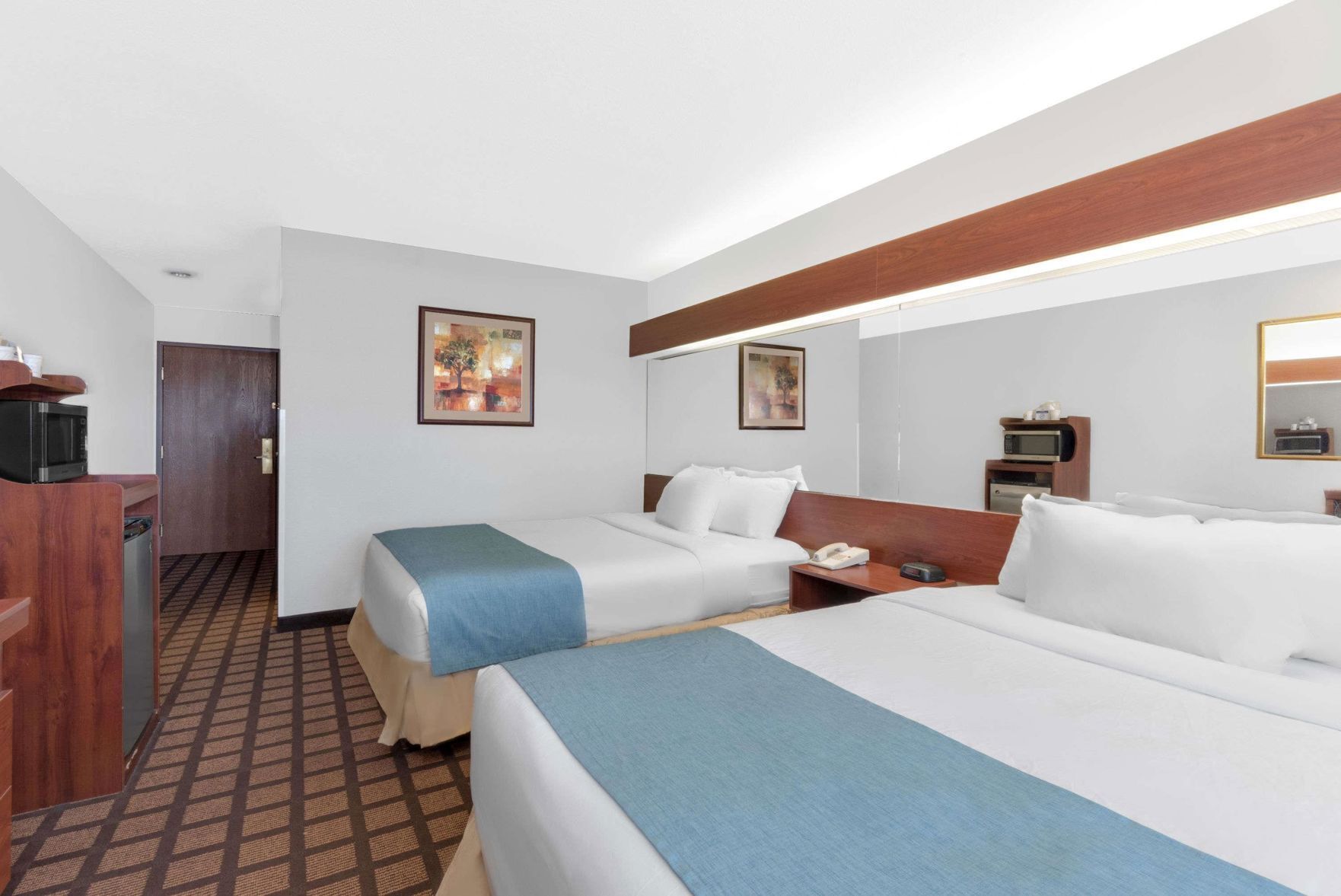 Wifi gratis y ropa de cama