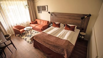 Hypo-allergenic bedding, wheelchair access