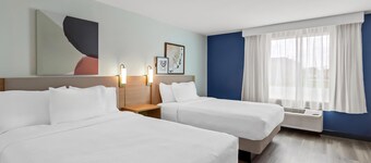 Spark by Hilton Oak Forest