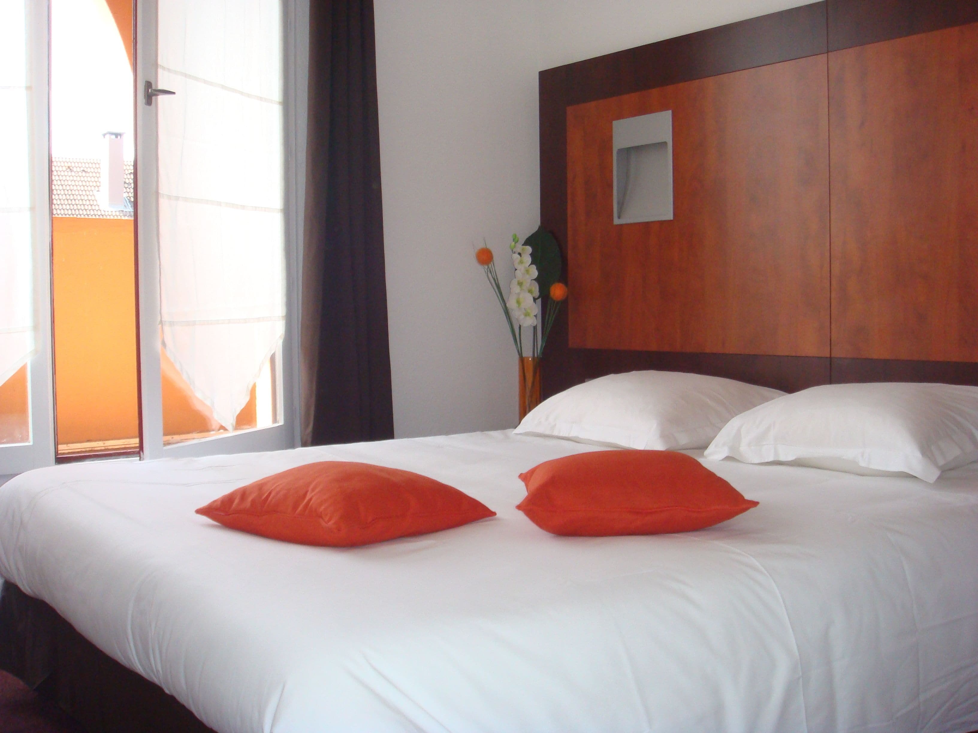 公寓一张双人床和一张沙发床 | 办公桌、熨斗/熨板、免费 WiFi