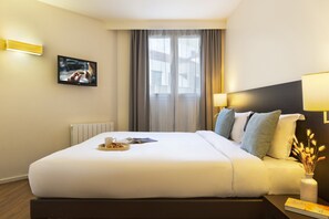 Apartment, 1 Schlafzimmer | Zimmersafe, Schreibtisch, Verdunkelungsvorhänge, schallisolierte Zimmer
