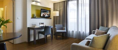 Huoneisto, 1 makuuhuone | Oleskelualue | LCD-televisio