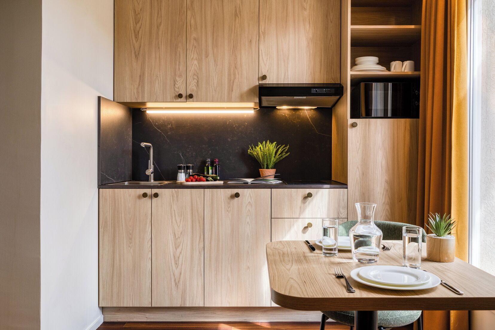 Appartement, 1 chambre | Cuisine privée | Réfrigérateur, micro-ondes, plaque de cuisson, lave-vaisselle