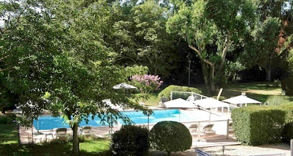 ibis Cavaillon Portes du Luberon