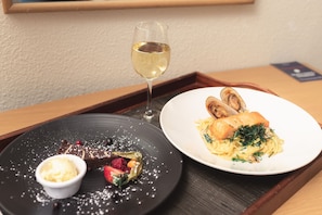 Room service – dining