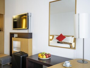 Superior Room, 1 Queen Bed with Sofa bed | Desk, laptop workspace, blackout curtains, soundproofing - Novotel Glasgow Centre (Glasgow)