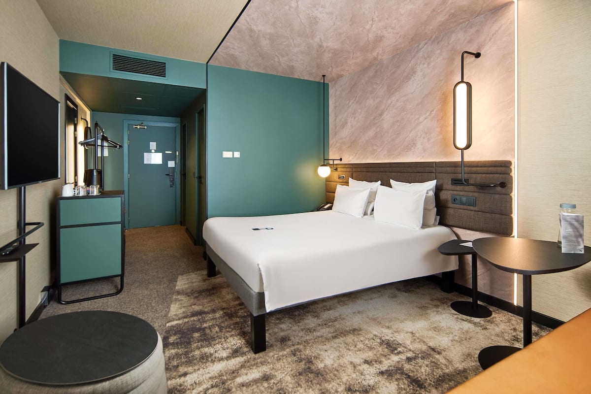 Superior Room, 1 Double Bed with Sofa bed | In-room safe, desk, blackout drapes, soundproofing