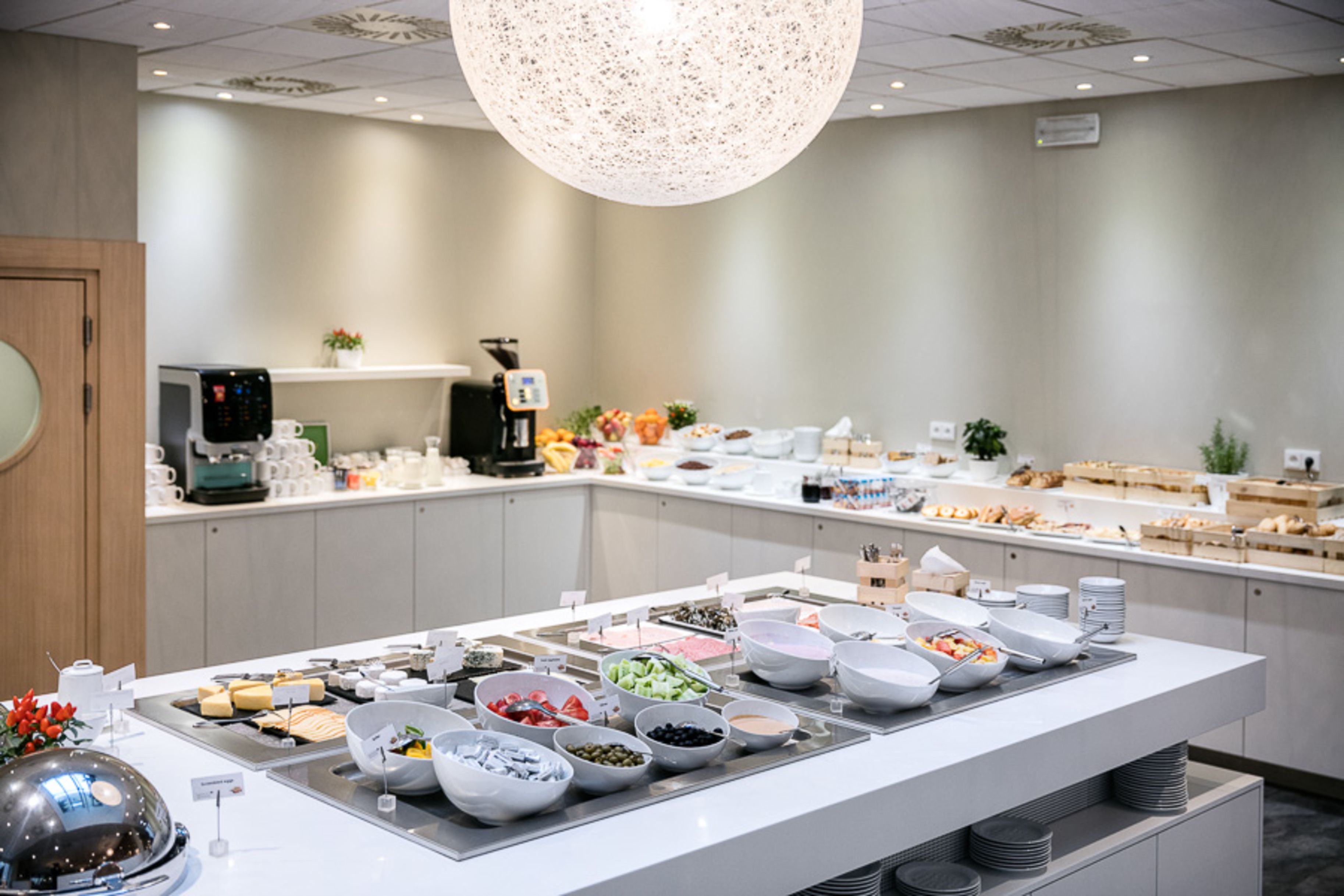 daily buffet breakfast (czk 500 per person)