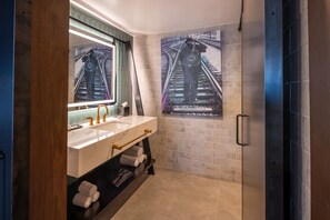 Signature Suite | Bathroom | Shower, hair dryer, bathrobes, soap