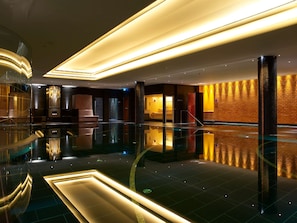 Piscine couverte