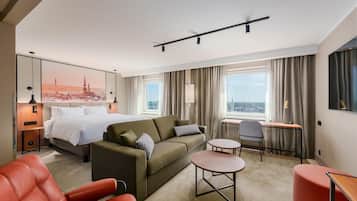 Suite – junior (Spa Access) | Allergitestet sengetøy, dundyner, minibar og safe på rommet