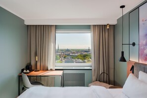 Hypo-allergenic bedding, down duvets, minibar, in-room safe - Radisson Blu Latvija Conference & Spa Hotel, Riga (Riga)