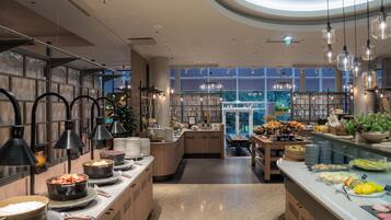 Daily buffet breakfast (EUR 22 per person)