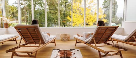 Tratamientos corporales, masajes con piedras calientes, masajes suecos