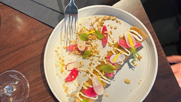 A dining table with a plate of food, a fork, and a knife. - Mercure Hotel & Spa Aix-les-Bains Domaine Marlioz (Aix-les-Bains)