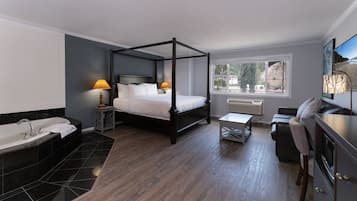 Suite, 1Â King-Bett, Whirlpool