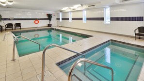 Piscine intérieure