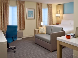 1 bedroom, Egyptian cotton sheets, premium bedding, pillowtop beds