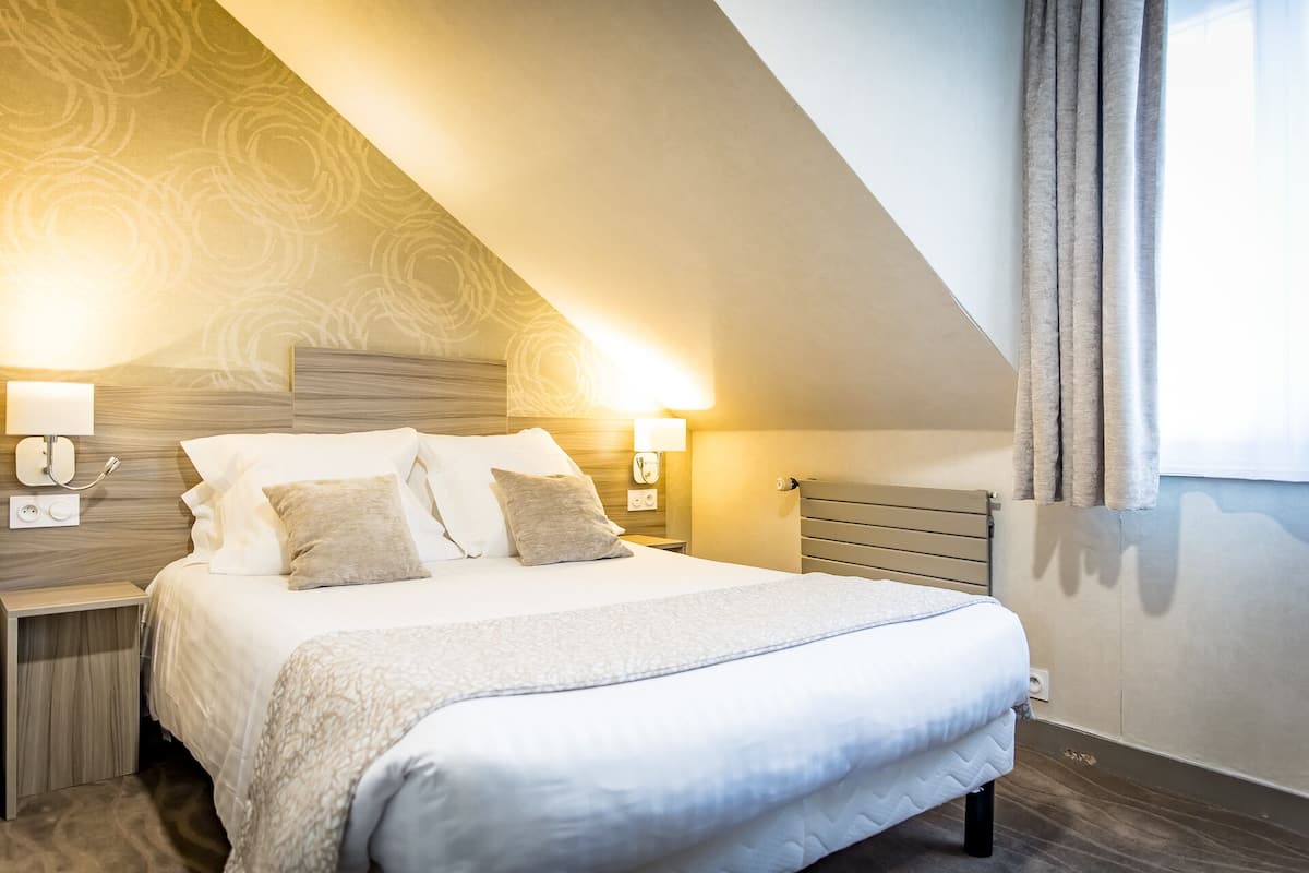 Schallisolierte Zimmer, kostenlose Babybetten, kostenloses WLAN