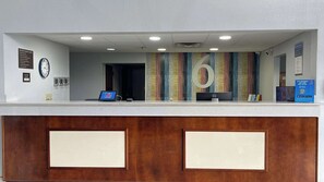 Lobby - Motel 6 Canton, MS (Canton)