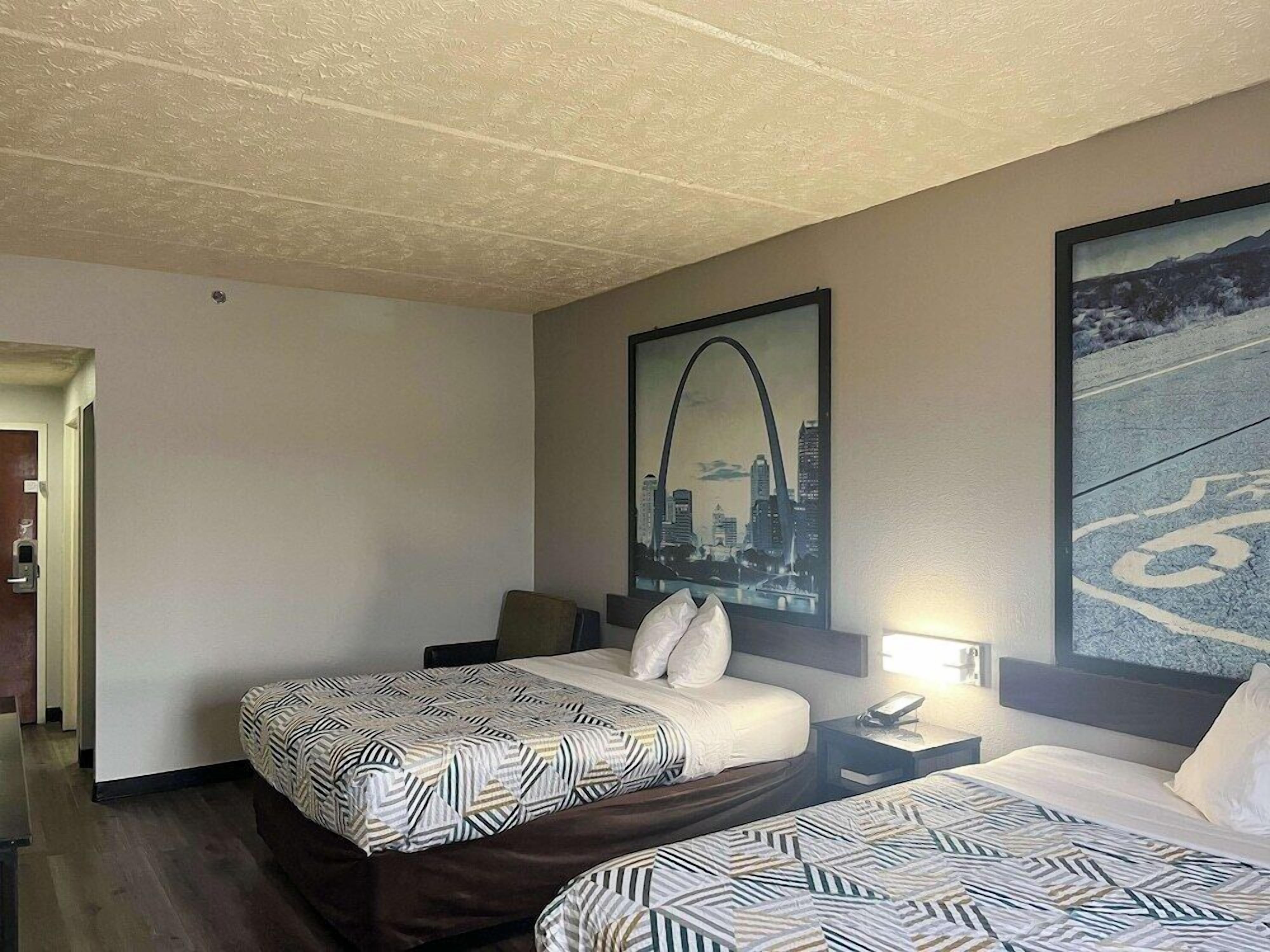 Desk, iron/ironing board, free WiFi, bed sheets
