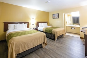 Standard Double Room, 2 Double Beds, Non Smoking