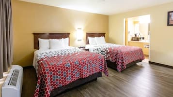 Habitación estándar, 2 camas de matrimonio, no fumadores | Colchones viscoelásticos y tabla de planchar con plancha