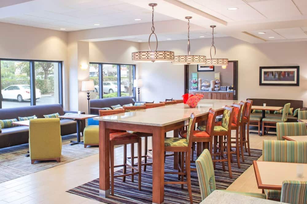 Hampton Inn Tampa-Veterans Expwy (Airport North)