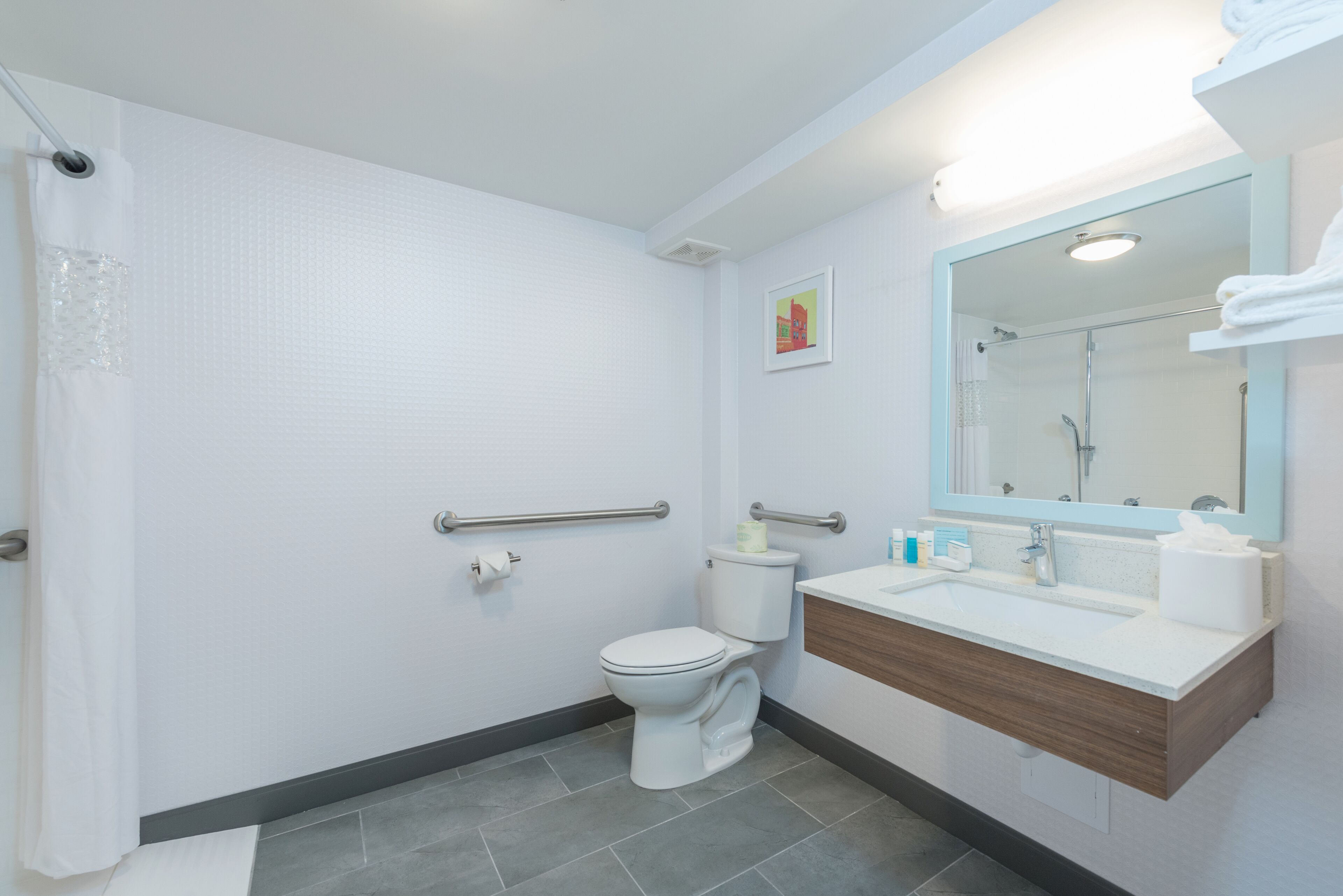 shower, free toiletries, hair dryer, towels