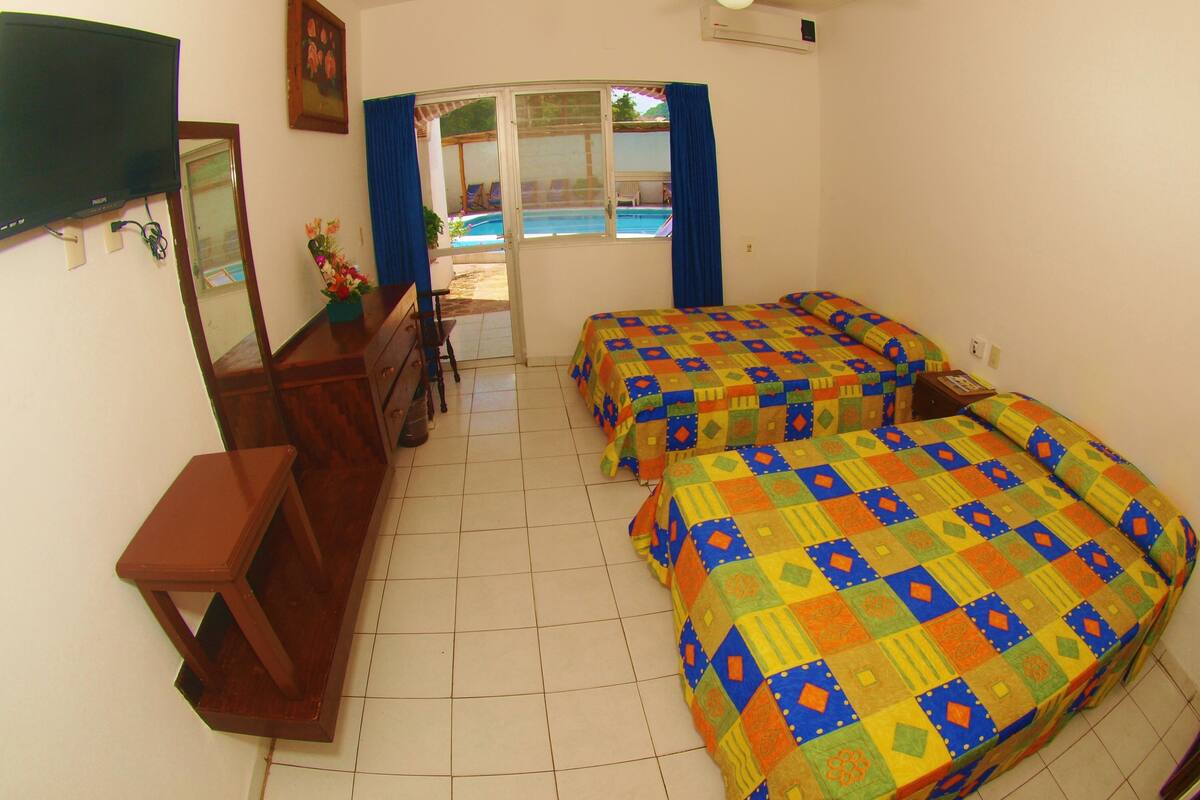Standard Room | Soundproofing, free WiFi, bed sheets