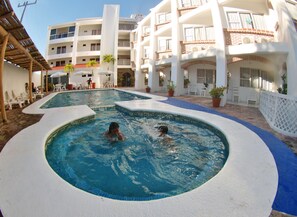 Piscine extérieure