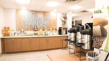 Desayuno continental incluido todos los días