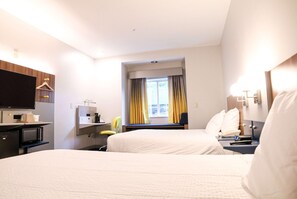 Premium bedding, in-room safe, desk, laptop workspace - Microtel Inn & Suites by Wyndham Charlotte/Northlake (Charlotte)