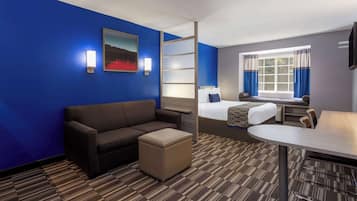 Studio Suite, 1 Queen Bed, Non Smoking