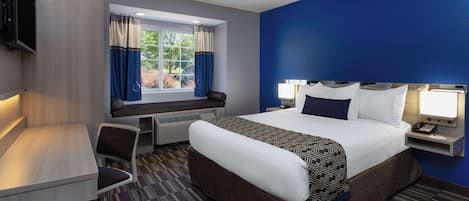 Caja de seguridad en la habitación, escritorio y cortinas blackout