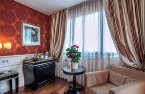 Superior Double Room, City View