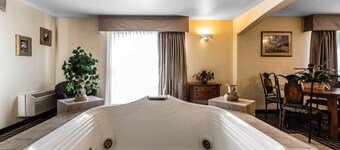 Quality Inn & Suites Silverthorne - Copper Mountain