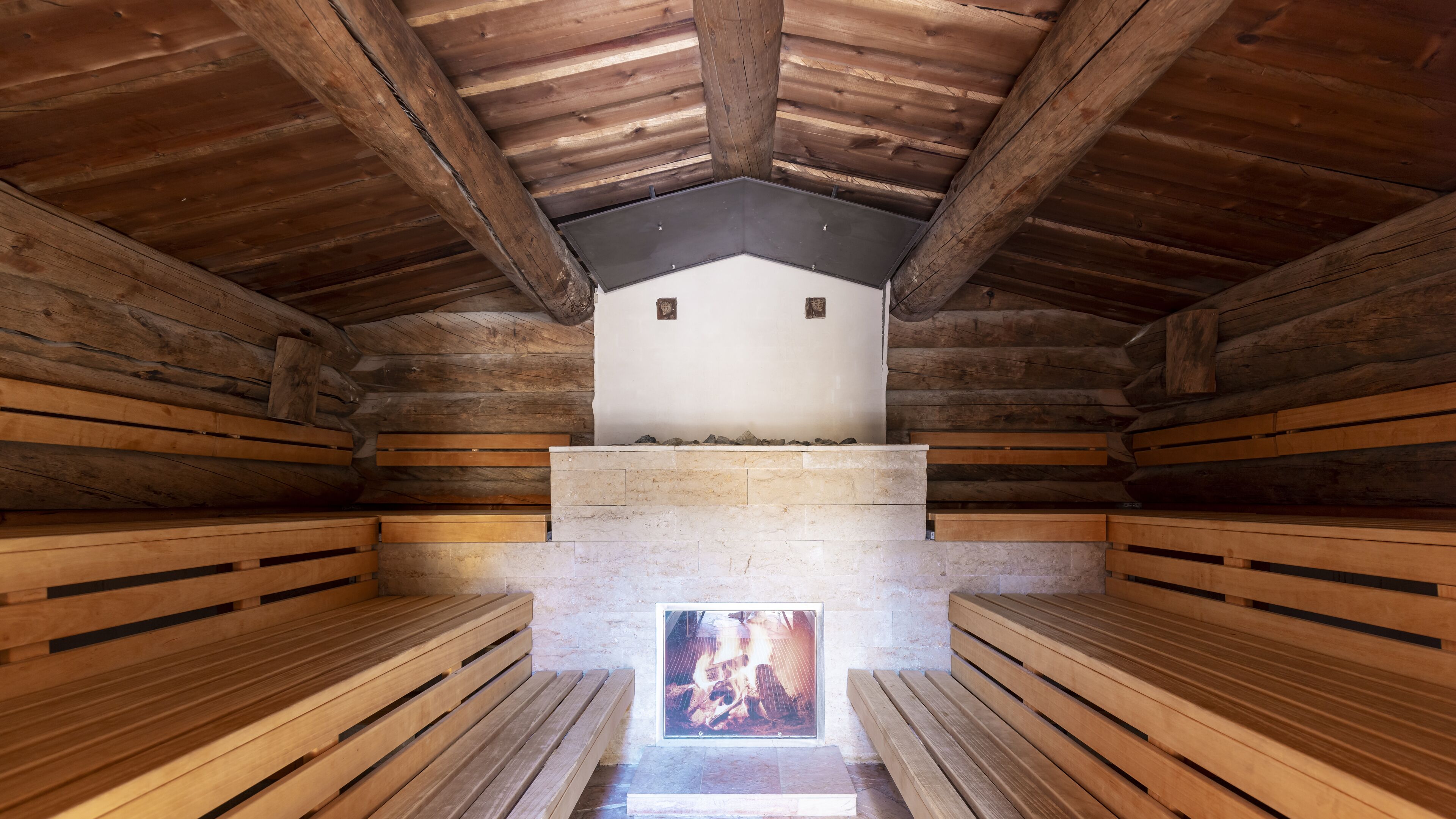 couples treatment room(s), sauna, turkish bath/hammam, body treatments