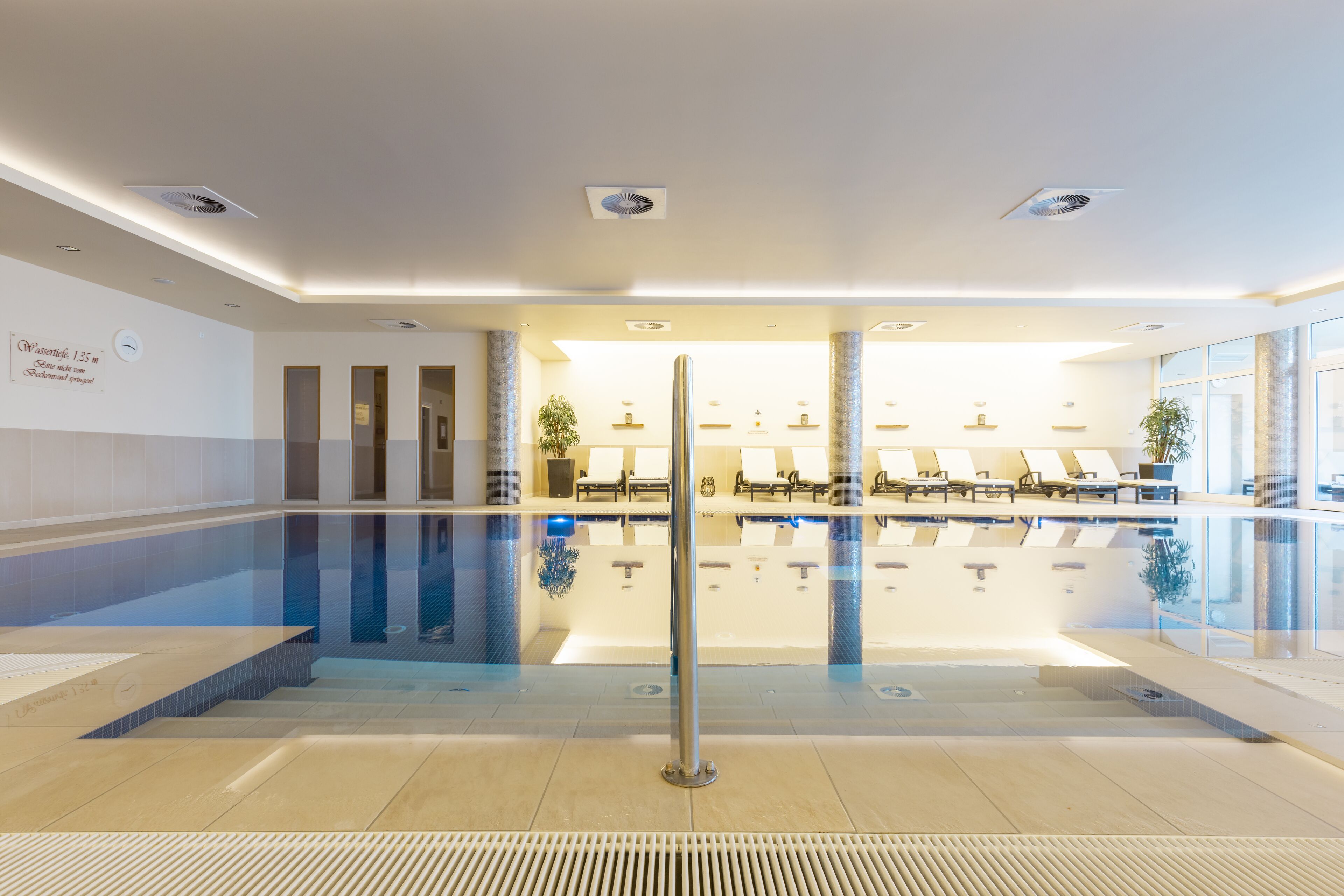 couples treatment room(s), sauna, turkish bath/hammam, body treatments