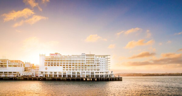 Exterior - Hilton Auckland (Auckland)