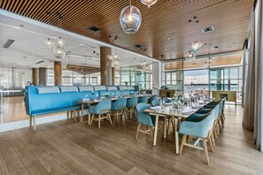 Der serveres morgenmad, frokost og aftensmad