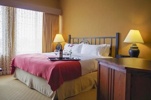 Premium bedding, in-room safe, desk, blackout curtains