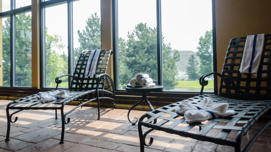 Holiday Inn Pewaukee - Milwaukee West by IHG