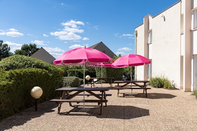 ibis Autun