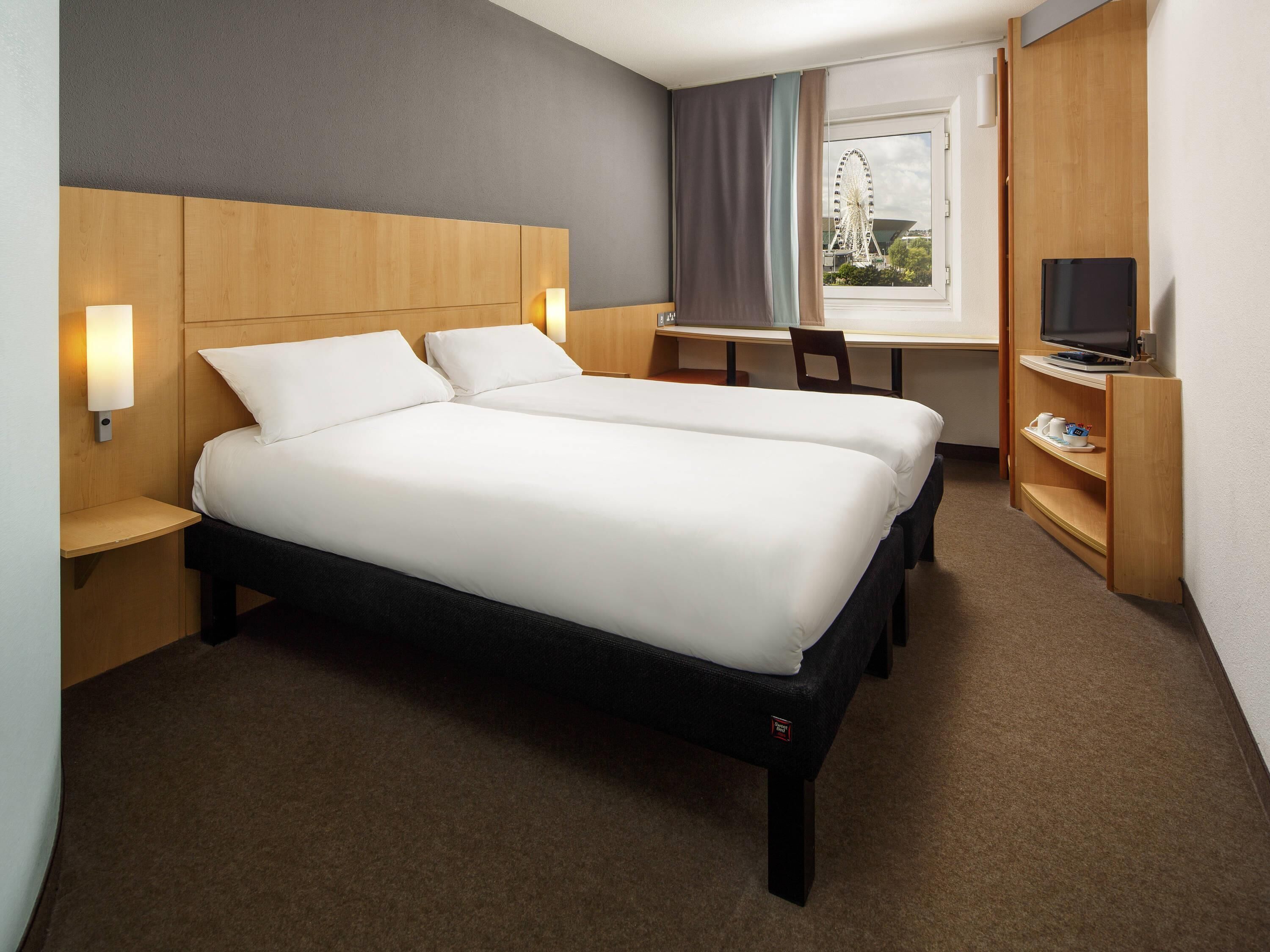 Twin Room, 2 Single Beds